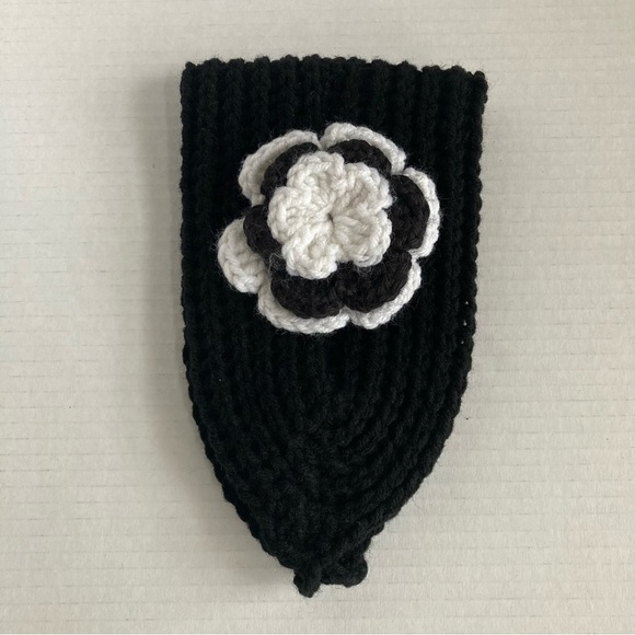 Handmade Crochet Headband - Picture 1 of 5